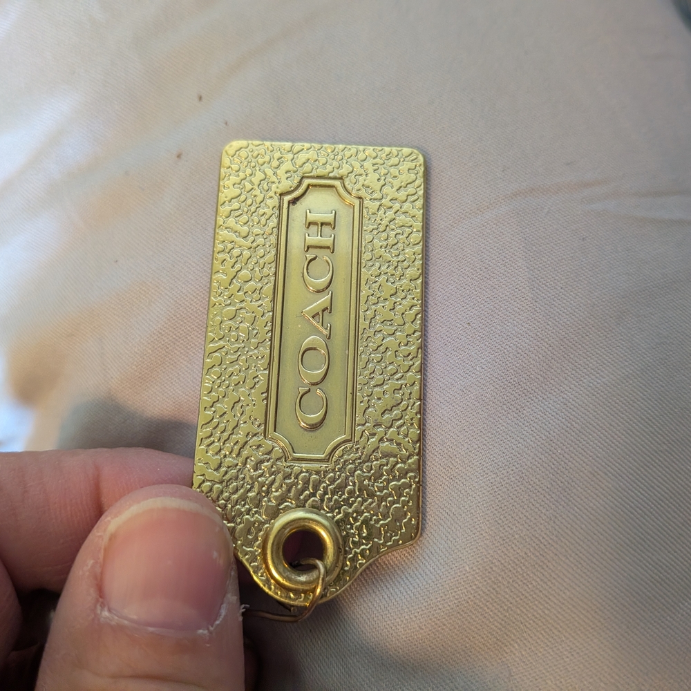Coach Gold Textured Logo Hang Tag - Picture 1 of 1